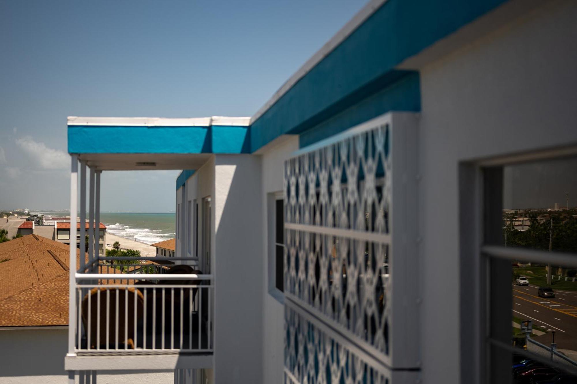 Oceanfront Beach House, Satellite Beach Ruang foto